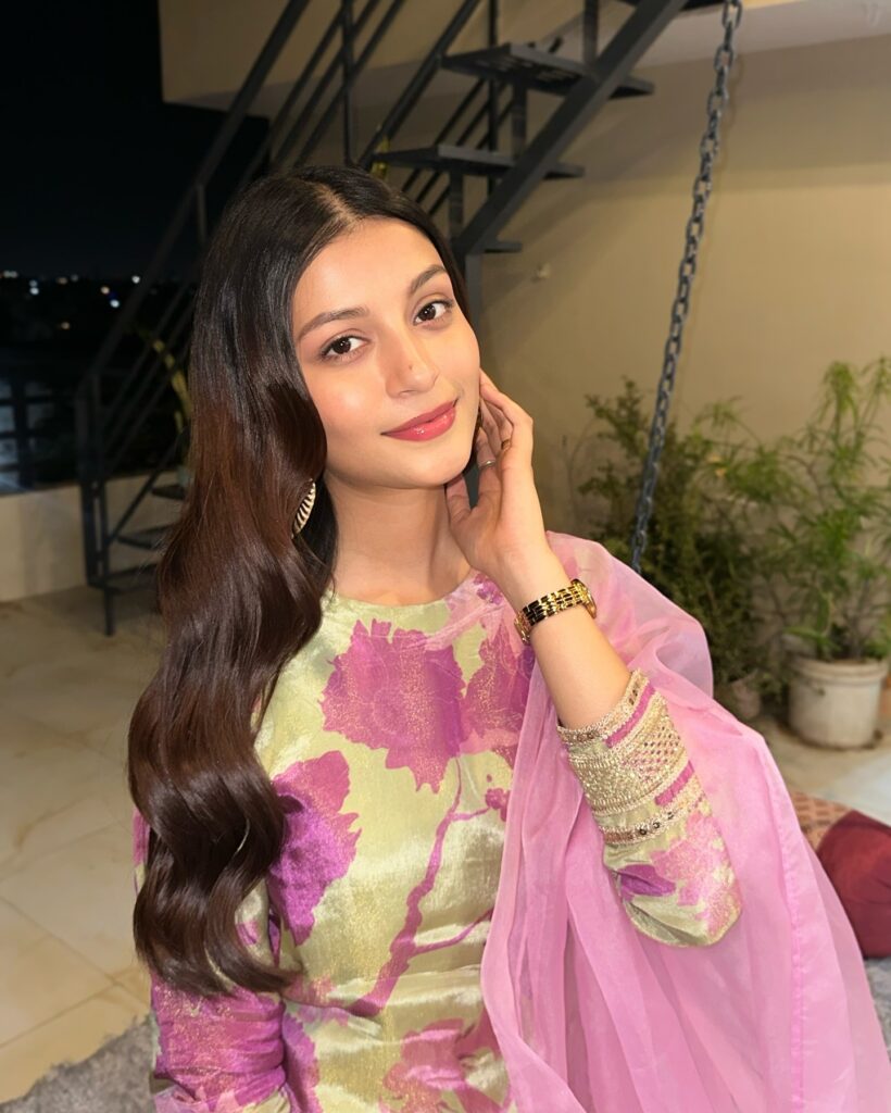 Arshina Sumbul: Ultimate Rising Star of Indian Fashion
